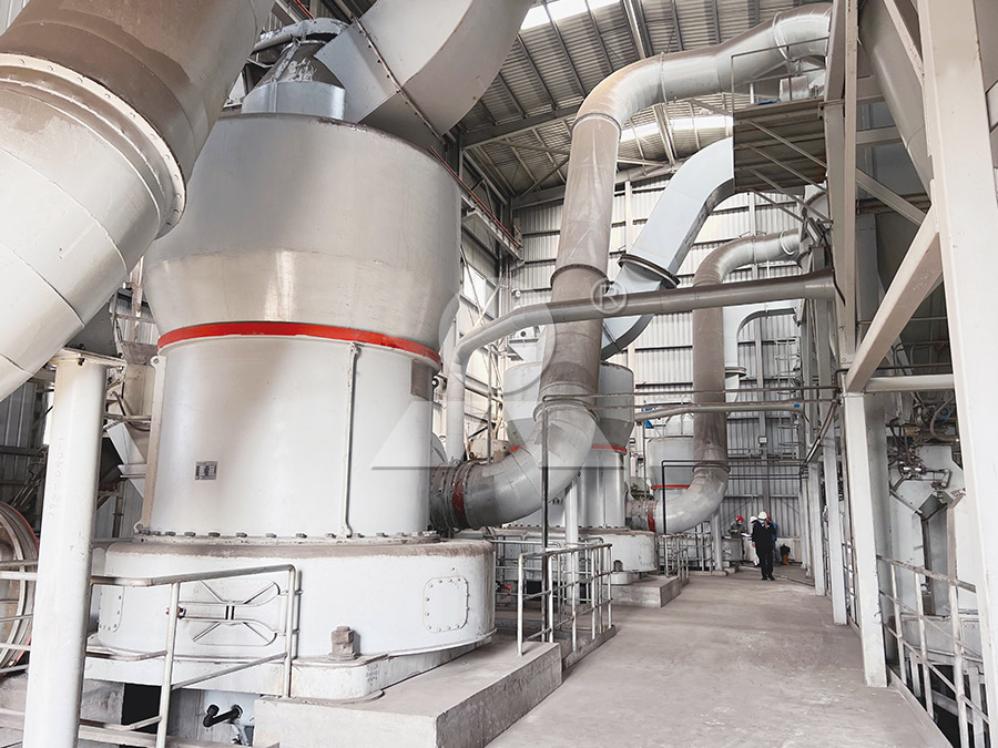 Principle of material grinding between roller and ring in mill