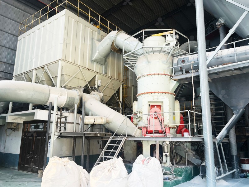 LM Vertical roller mill operation for grinding minerals